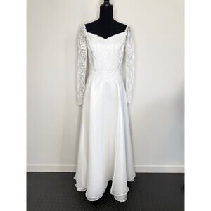 Vintage Lace Long Sleeve Wedding Dress A-Line Bridal Gown